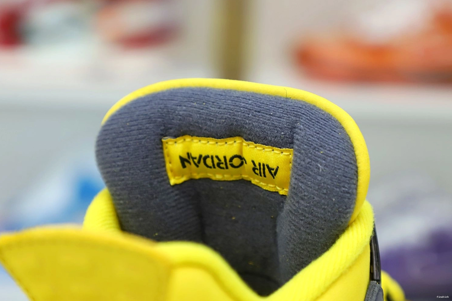 'LIGHTNING' AIR 4 JORDAN RETRO 2021 AIR JORDAN 0114